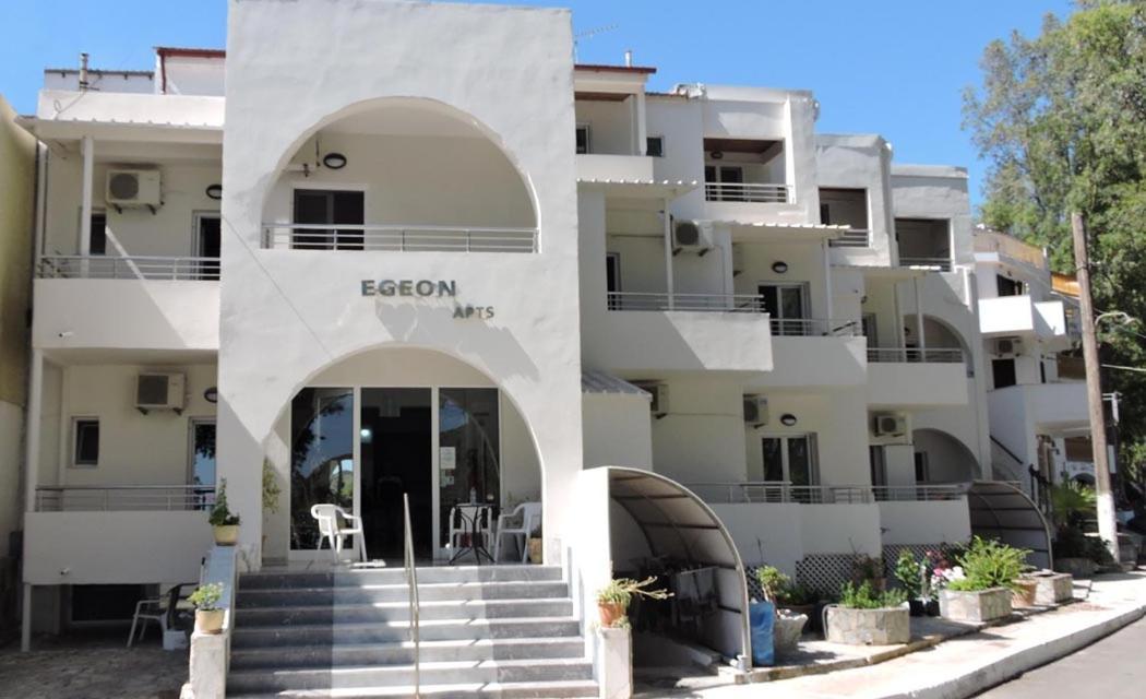 Egeon Rooms And Studios Georgioupoli Exterior foto